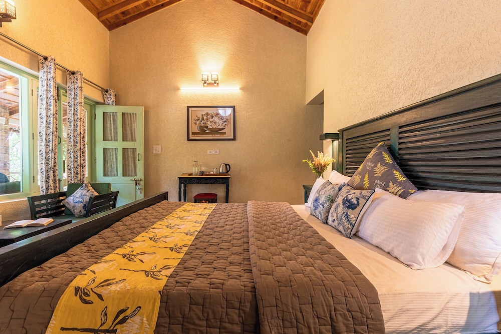 Echor Malusara Lakeview Retreat Bhimtal