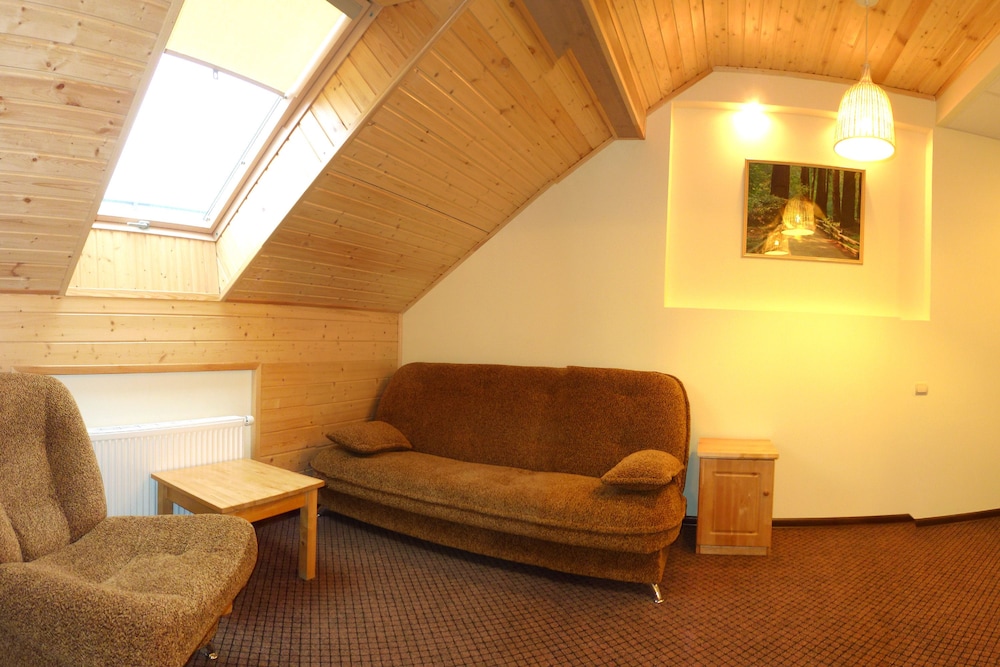 Tranzit Hotel
