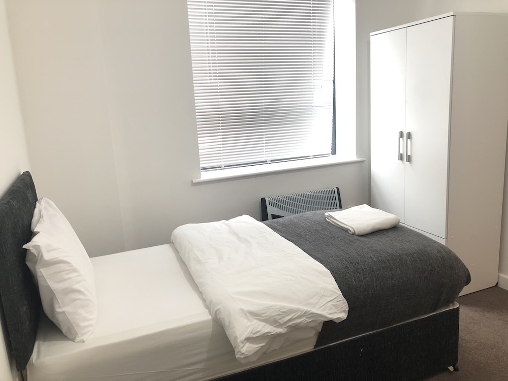 Leicester Vacations - Showcase Apartments - Highcross House Apart Hotel - Property Image 37