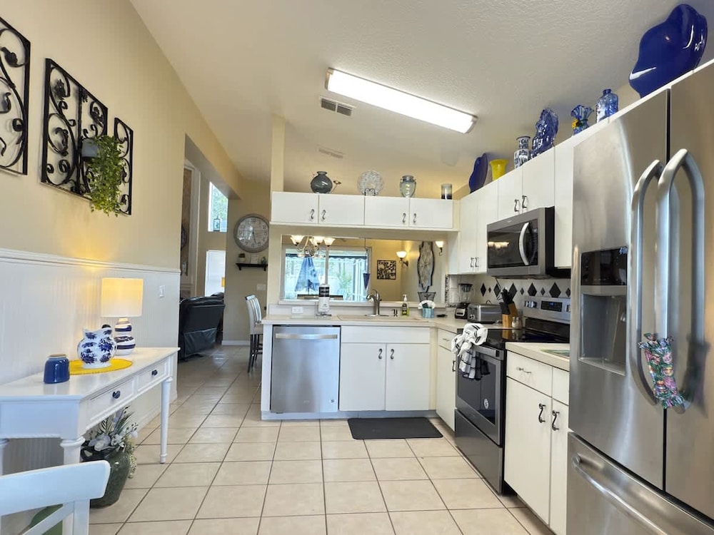 Near Disney Villa 3 bd Private Pool
