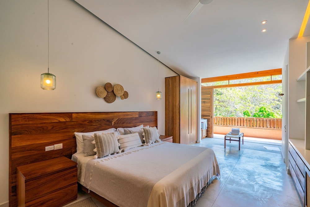 Careyes 114 Oceanfront Luxury With a Spacious Te