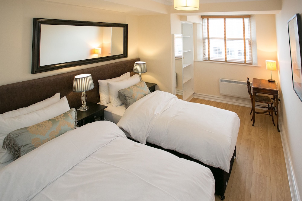 O'Connell Bridge Apartments