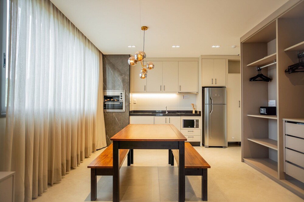 Elegance Residence