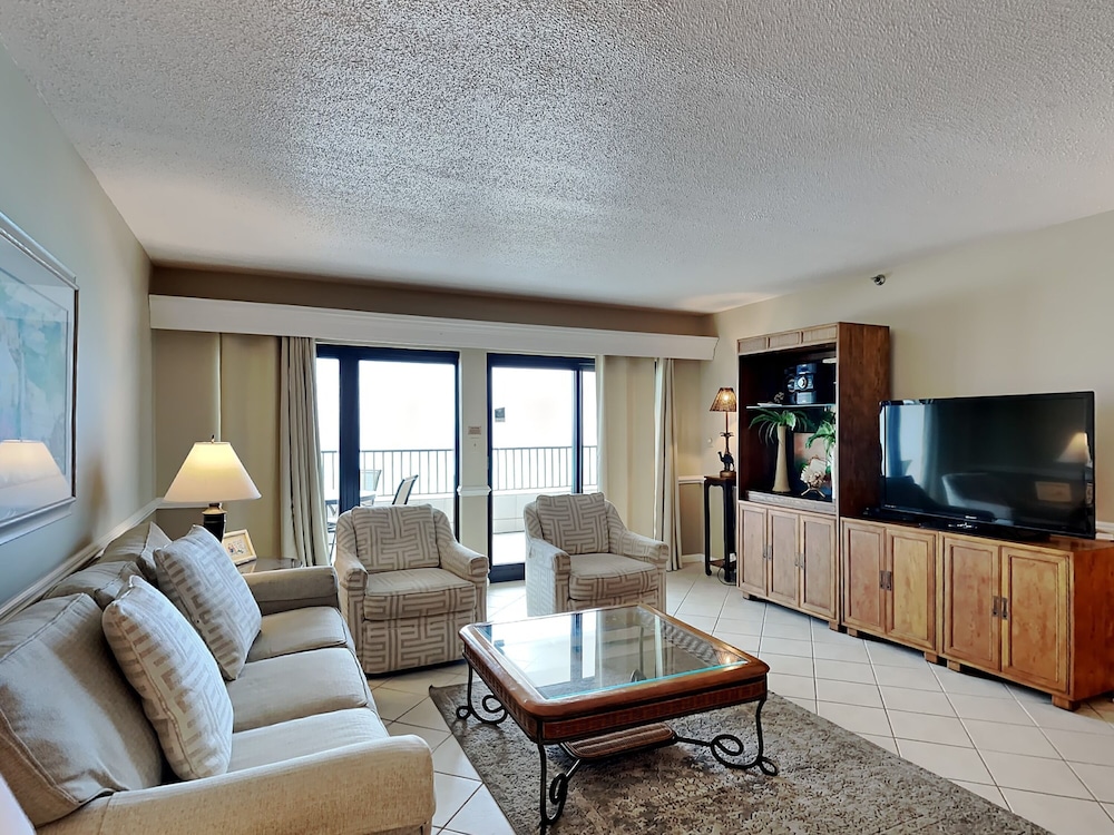 Breakers East by Southern Vacation Rentals