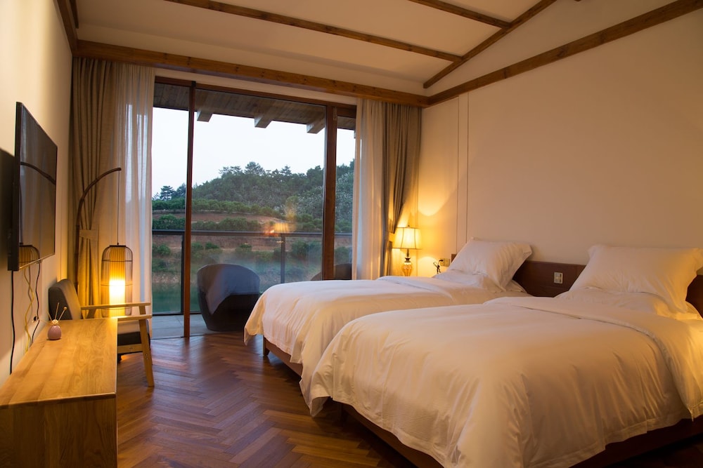 Fishman homestay