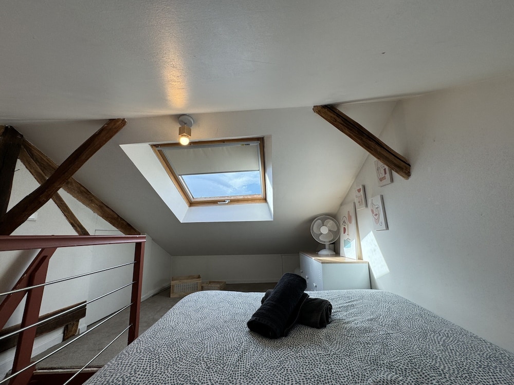 Duplex in Le Mans Near Place D'alger
