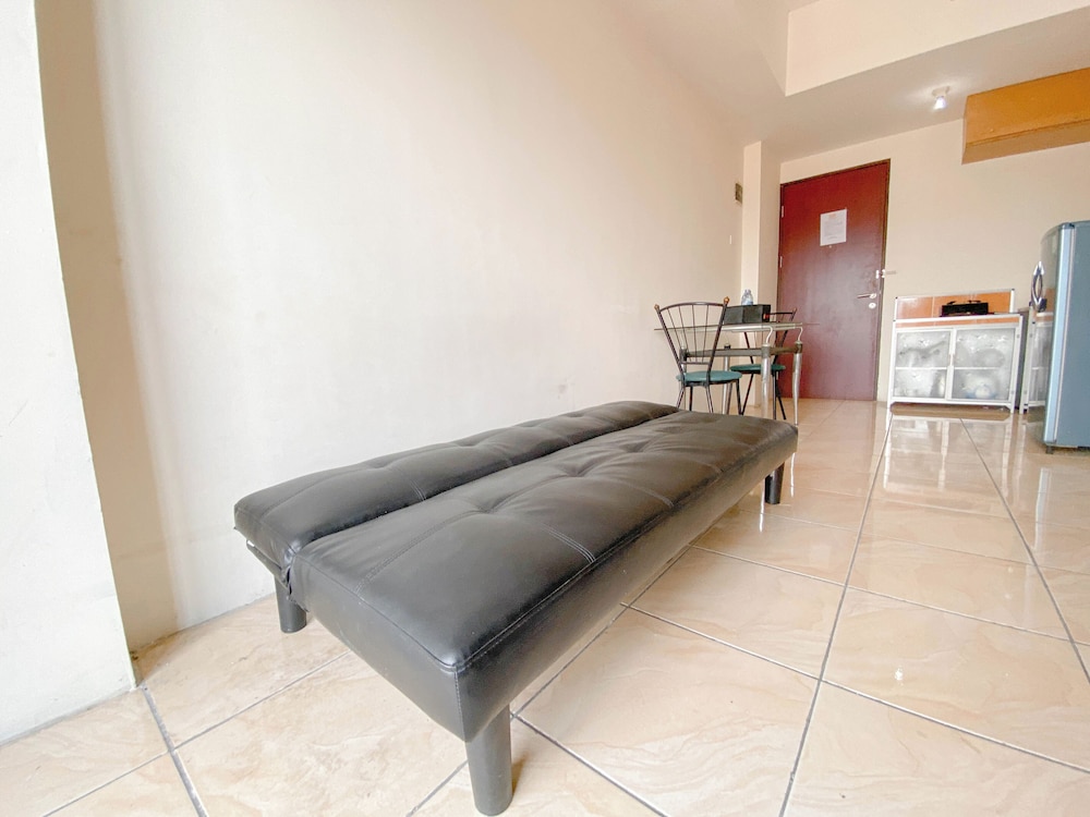 Scenic View 2Br At Apartment Tamansari Panoramic