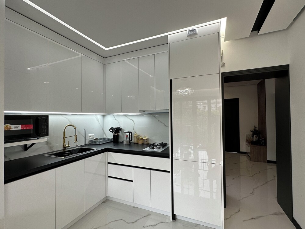 Apartment by Luxe Group MA777