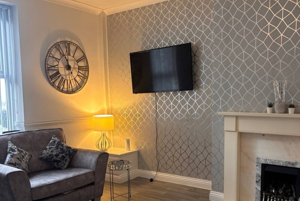 Chestnut Lodge - a Woodland Escape Near the City!