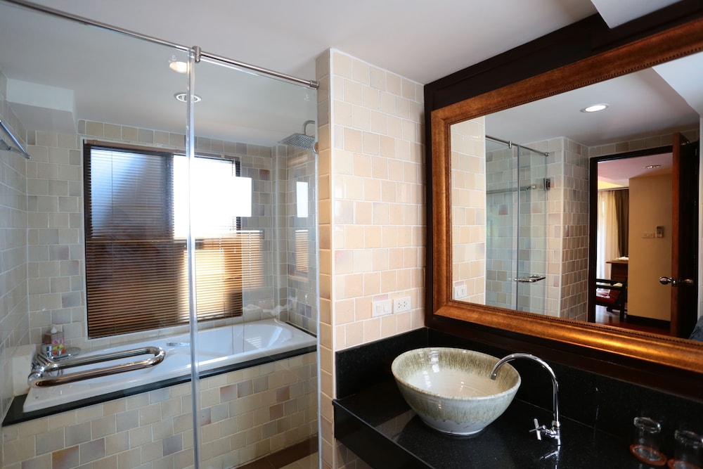 Viang Thapae Resort