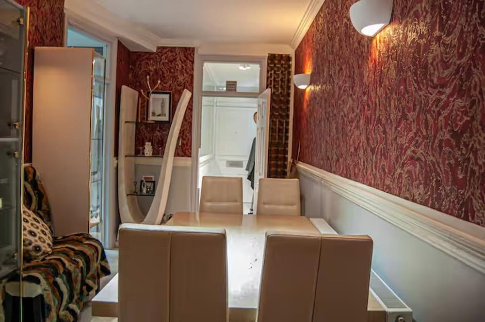 Luxury Westminster Apartment by Westminster Abbey
