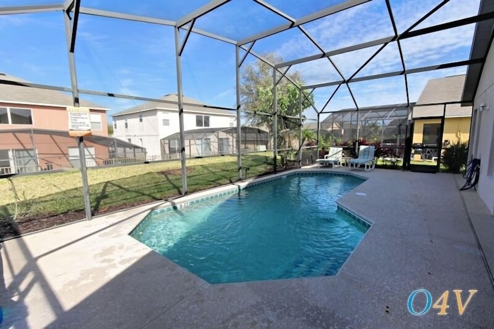 Ov248 - Emerald Island - 4 Bed 3 Baths Townhome view 2