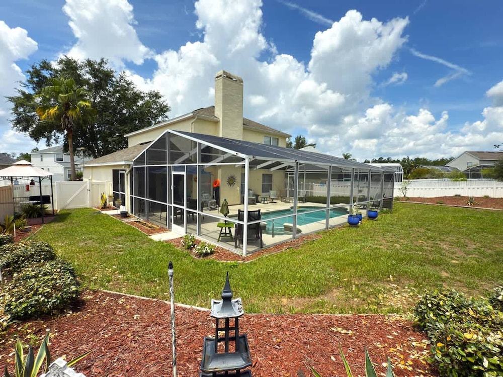Near Disney Villa 3 bd Private Pool