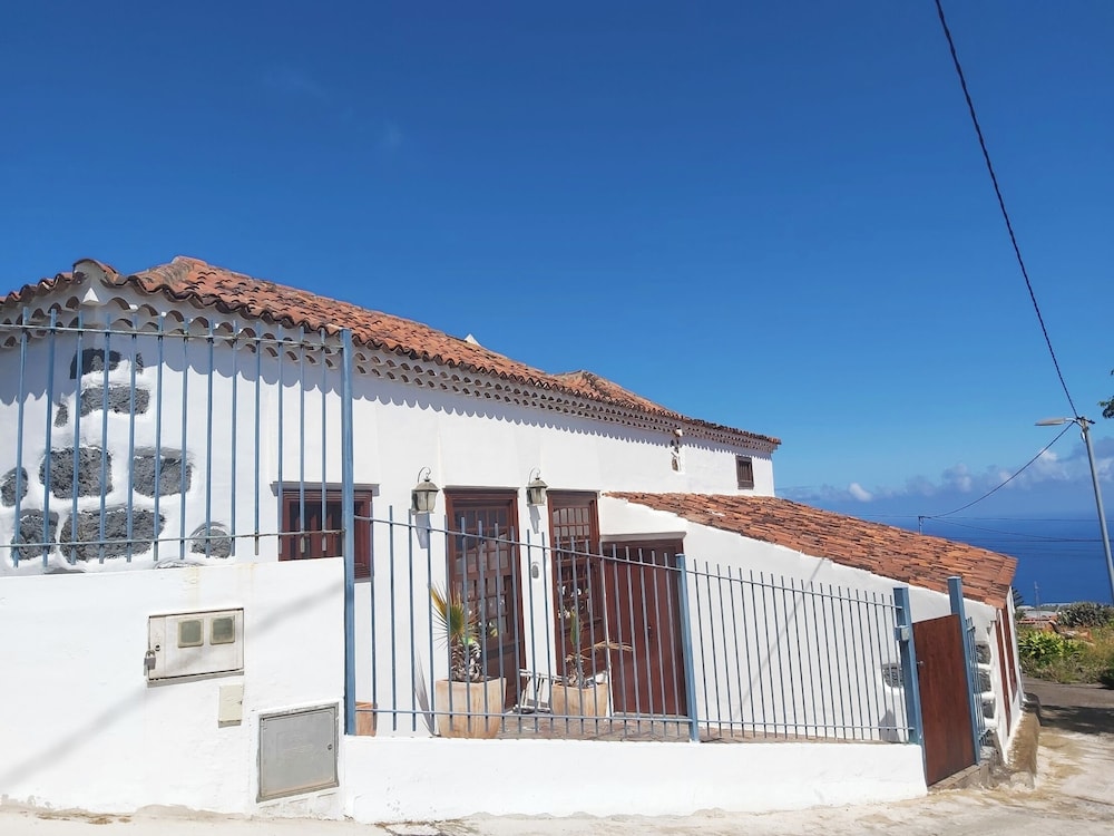 Charming 1-bed House in La Laguna