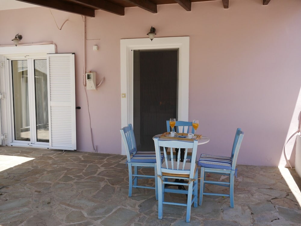Christina s Villa With sea View