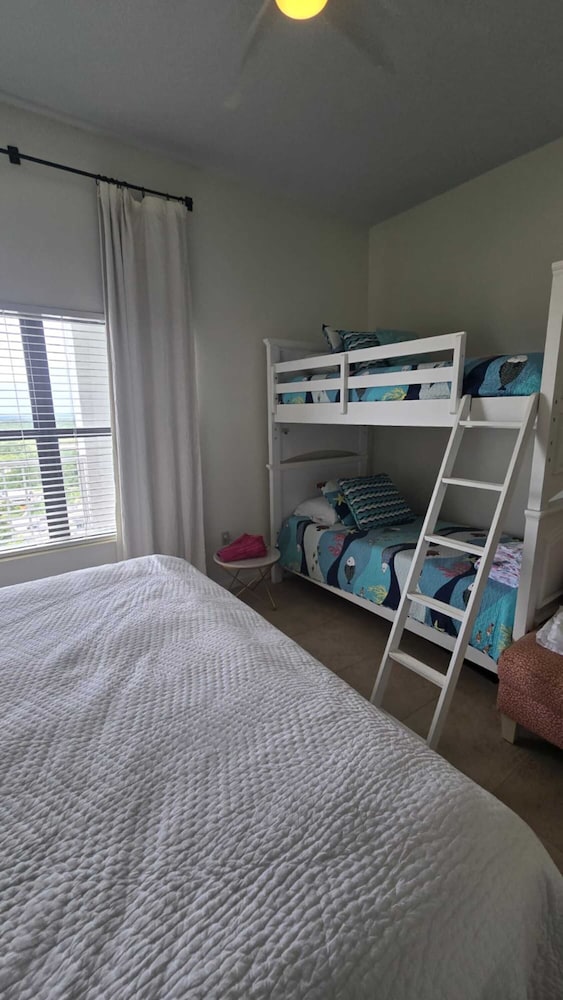 Summerchase Penthouse 1