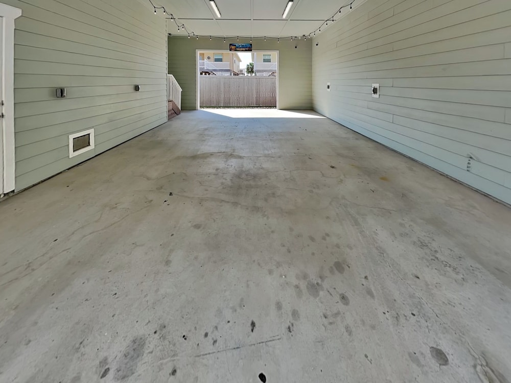 Port A's Flip Flops & Pop Tops by Silver Sands Vacation Rentals