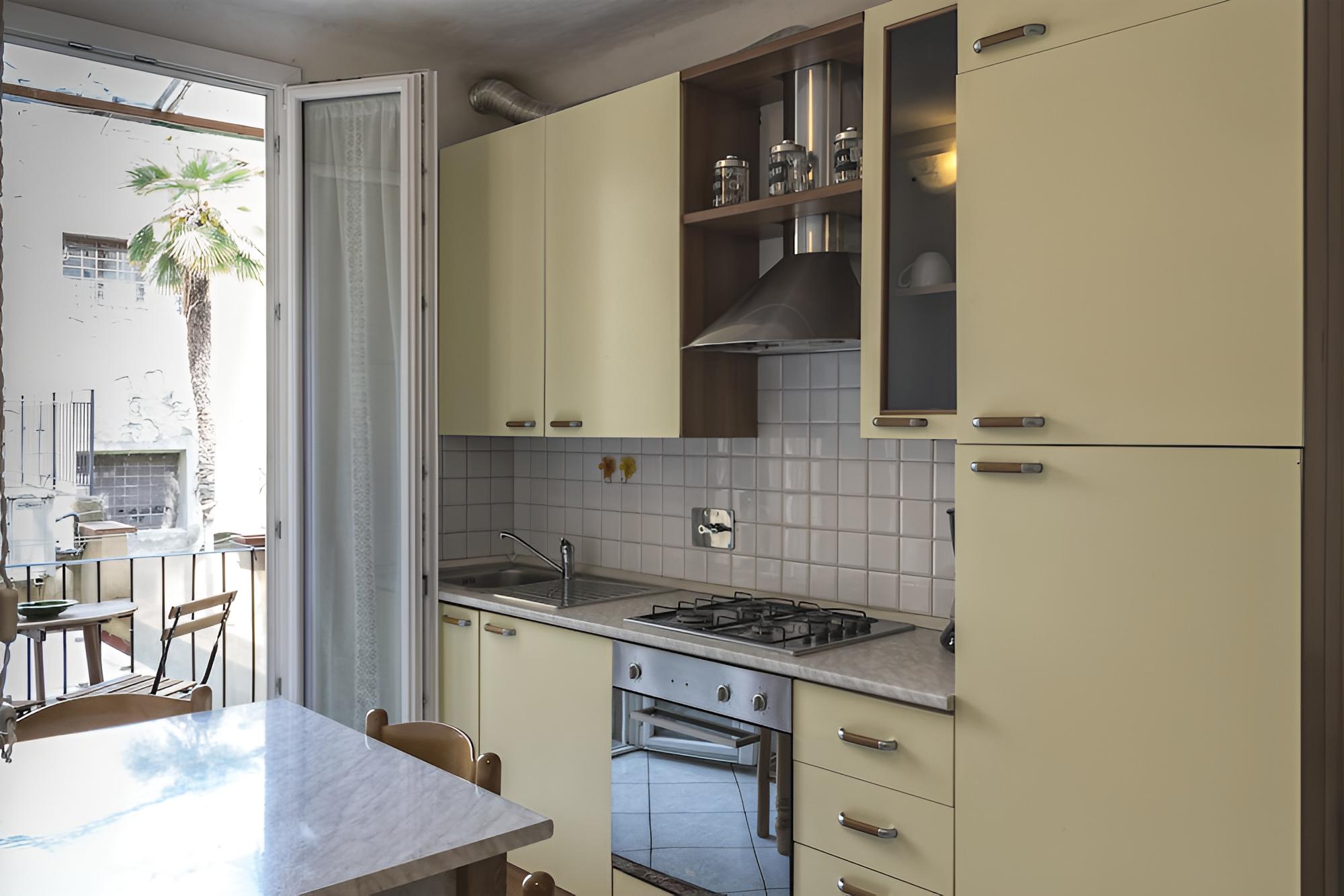 Porcellana 25 House