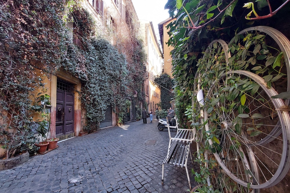 4bnb - Navona Rooftop