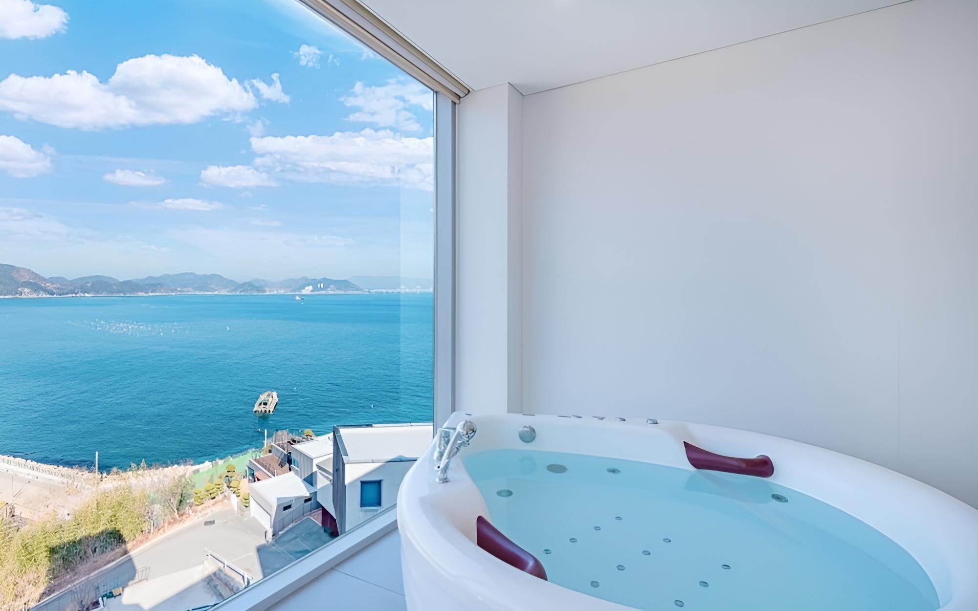 Geoje Island House Pension view 4