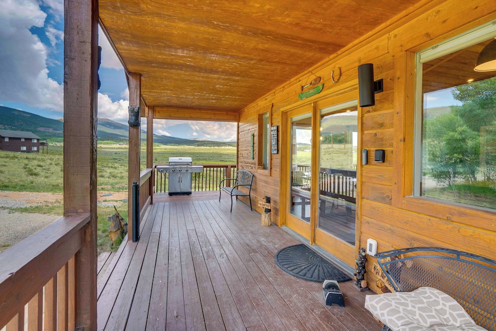 24-00050 Mtn Views & Deck: Fairplay Cabin