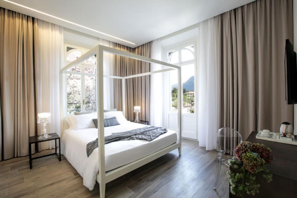 Villa Liberty - Lake Como Rooms & SPA