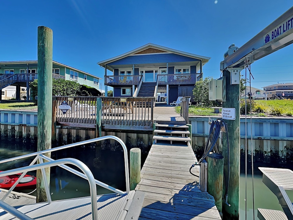 On Island Time by Topsail Realty
