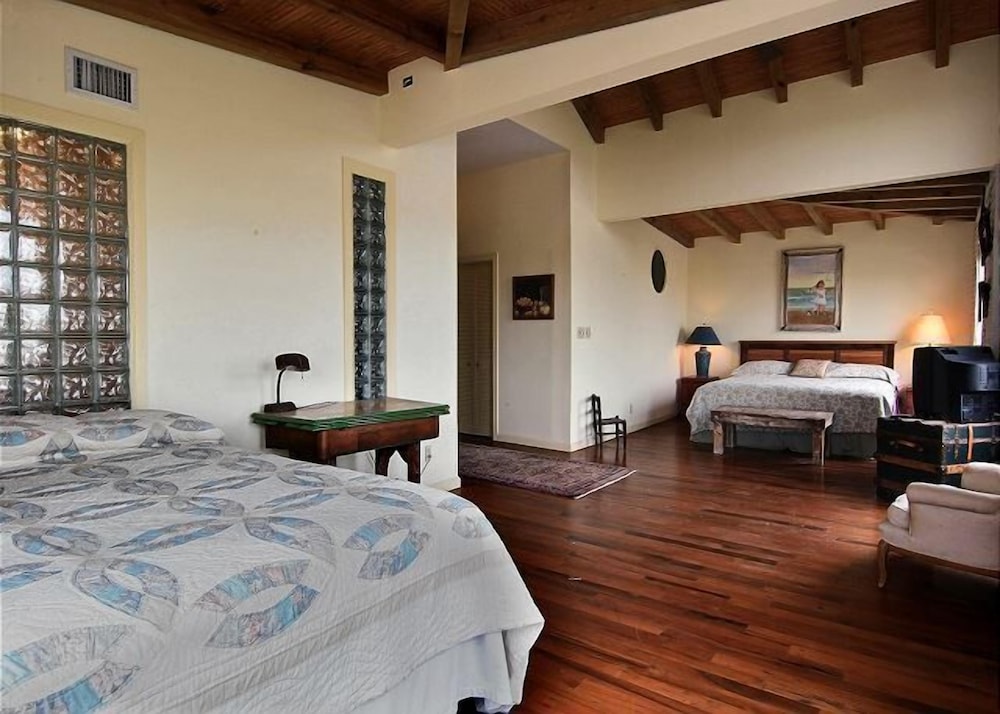 Port A Escapes Vacation Rentals