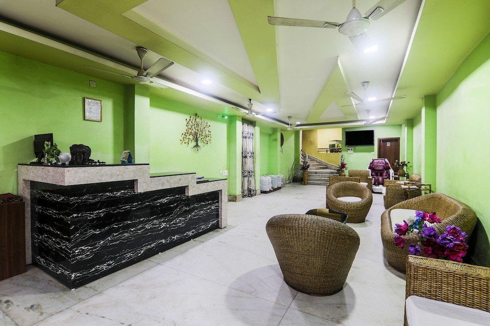OYO 27675 Hotel Am Palace view 4
