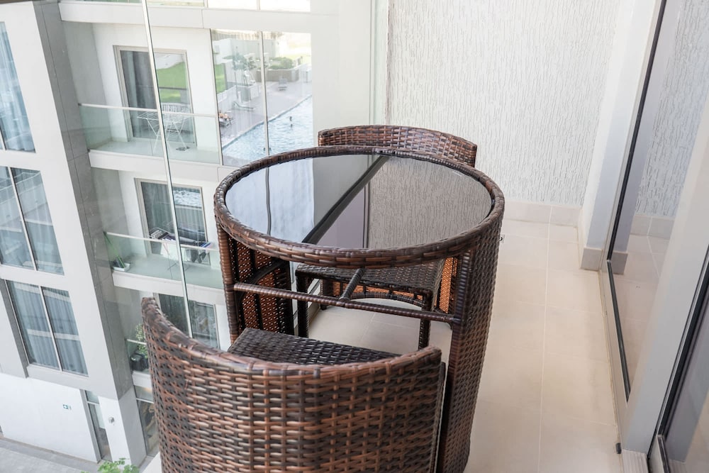 Lavish 1BR Apartment in Sobha Creek Vistas Reserve
