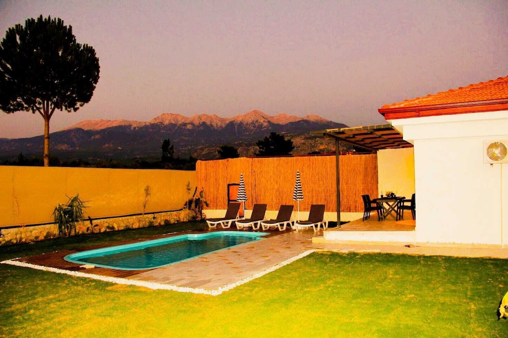 Diamond City Villas - Villa Zümrüdi