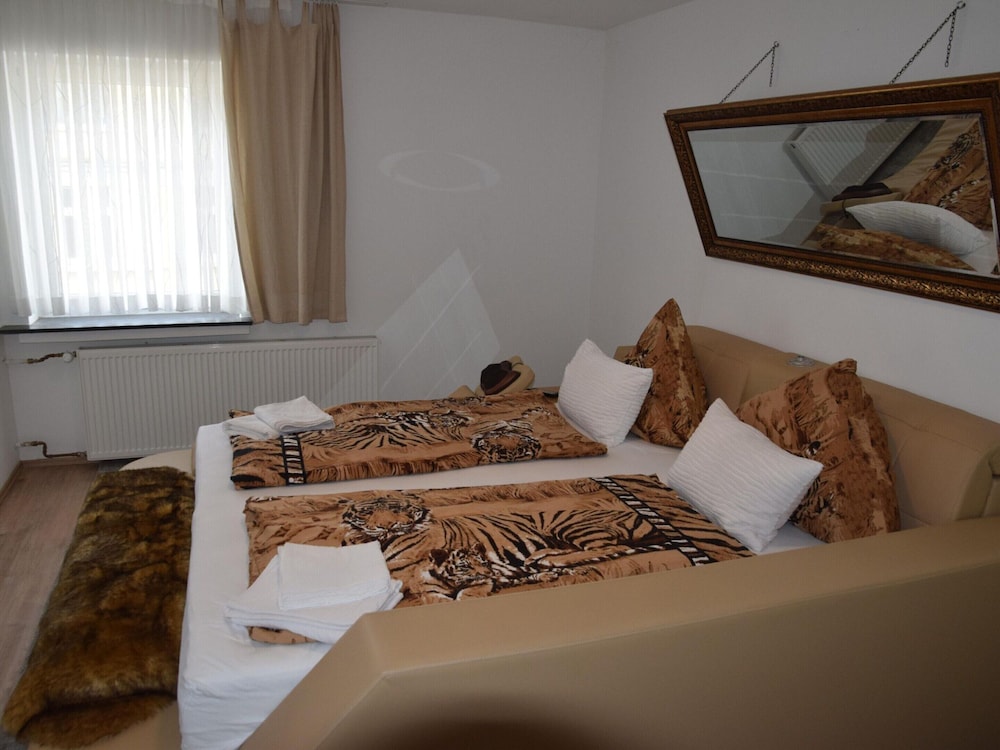 City Apartment With Waterbed