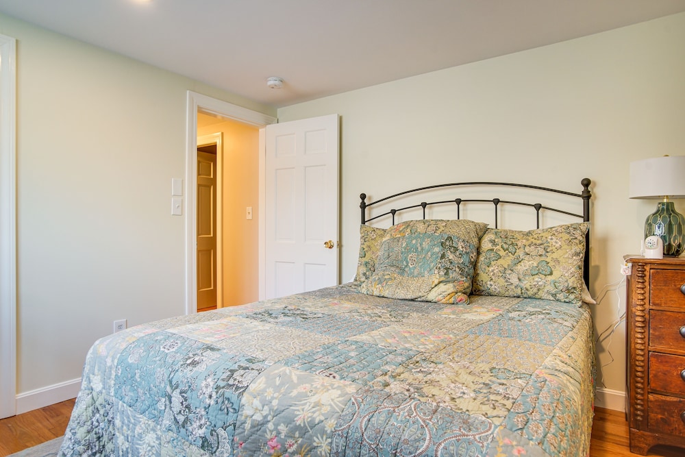 1 Mi to Beach: Cape Cod Family Home in Bourne!