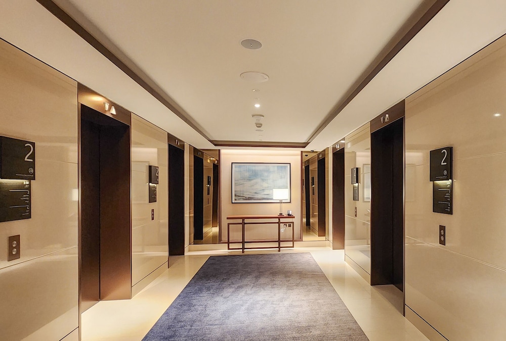 3BR Luxury Living next to Burj Khalifa