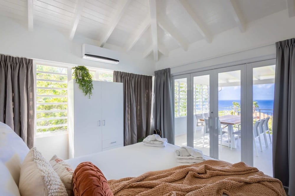 Coral Dreams Ocean Whispers at Villa Solaris