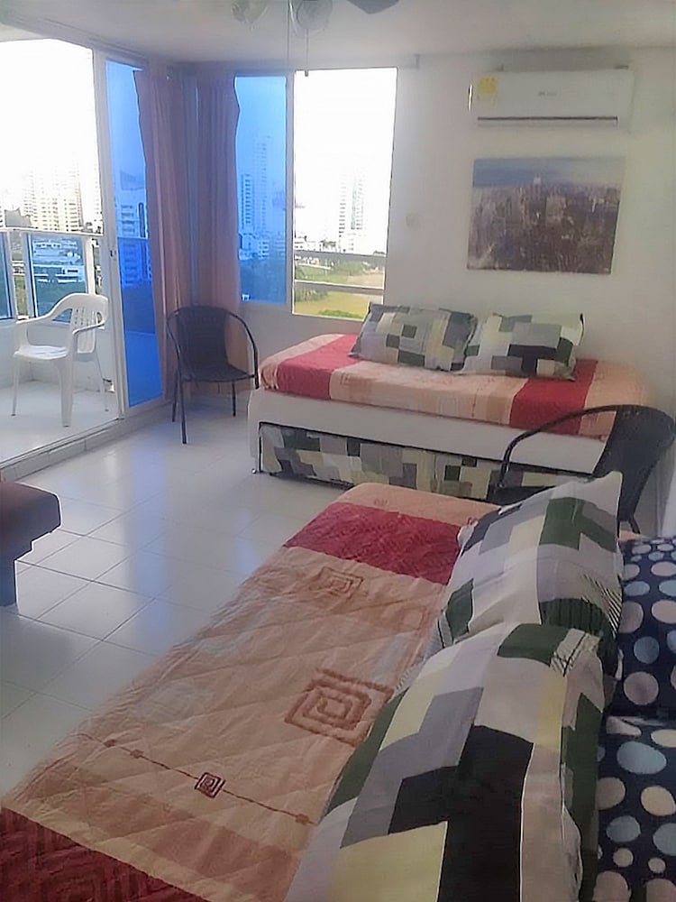 Apartamentos HOME Basic - El Laguito view 5