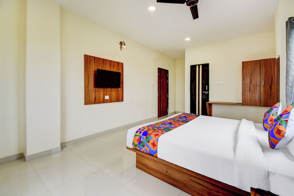 Fabhotel Sai Charan