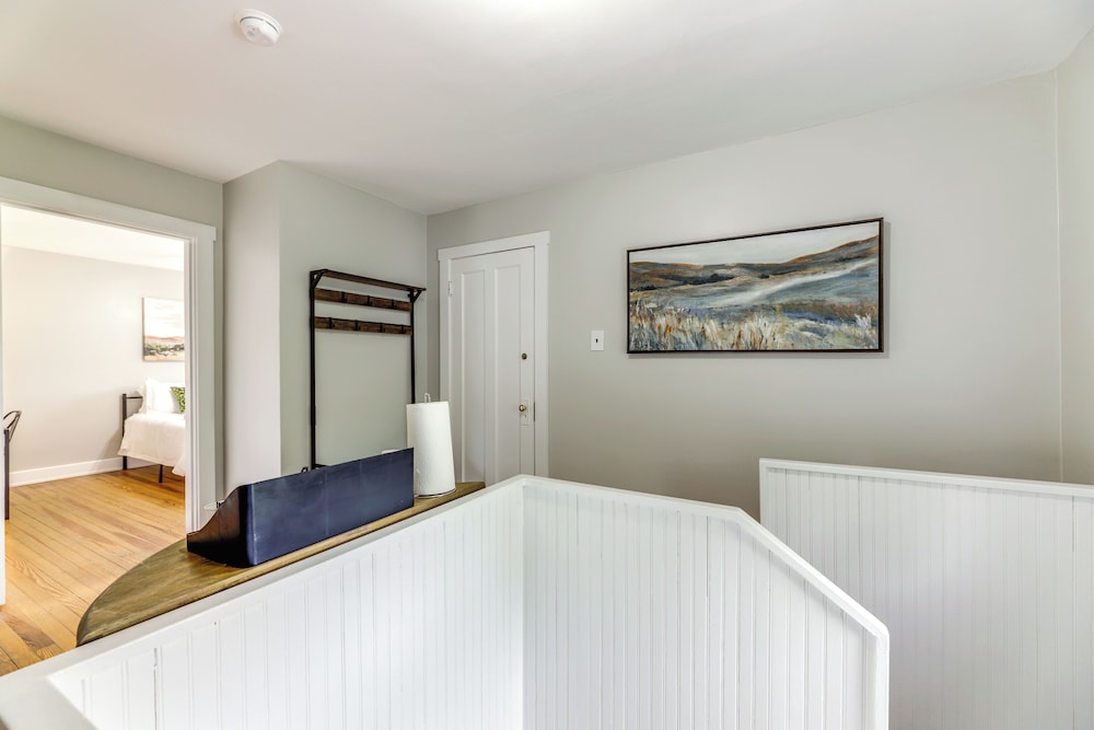 Cincinnati Apartment: 1 Mi to Hyde Park Square! view 2
