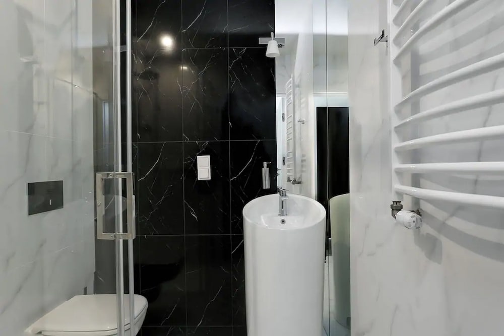 Sweet Suite Apart