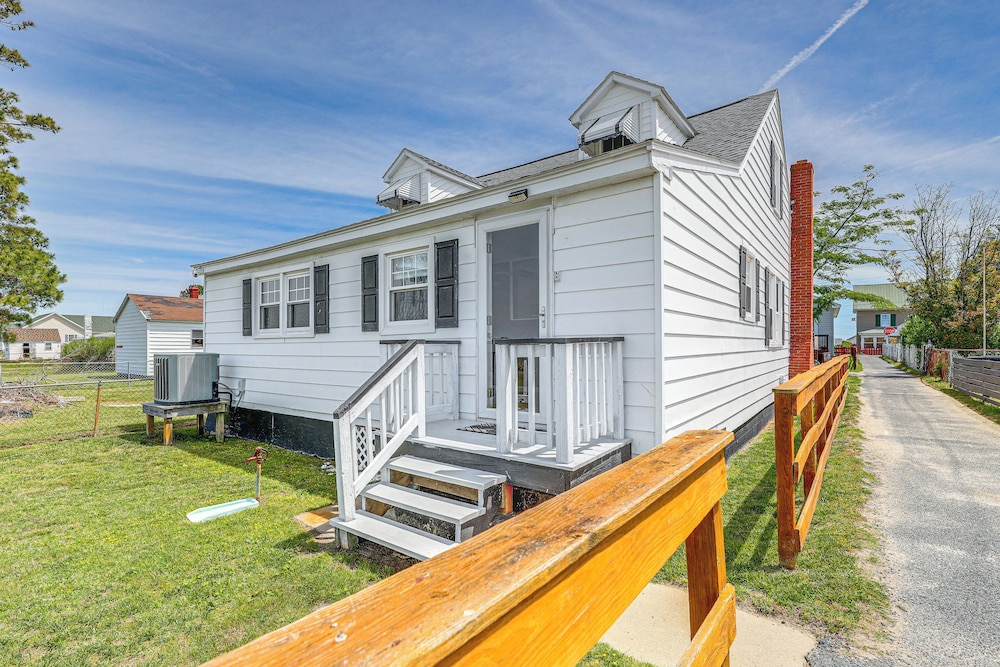 Walkable Beach Retreat on Chesapeake Bay!
