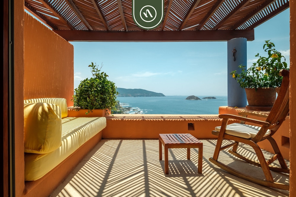 Punta Ixtapa PH6 in Guerrero
