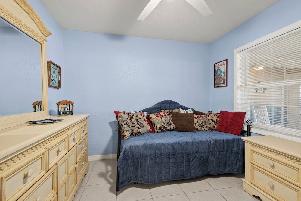 Ocean Song House