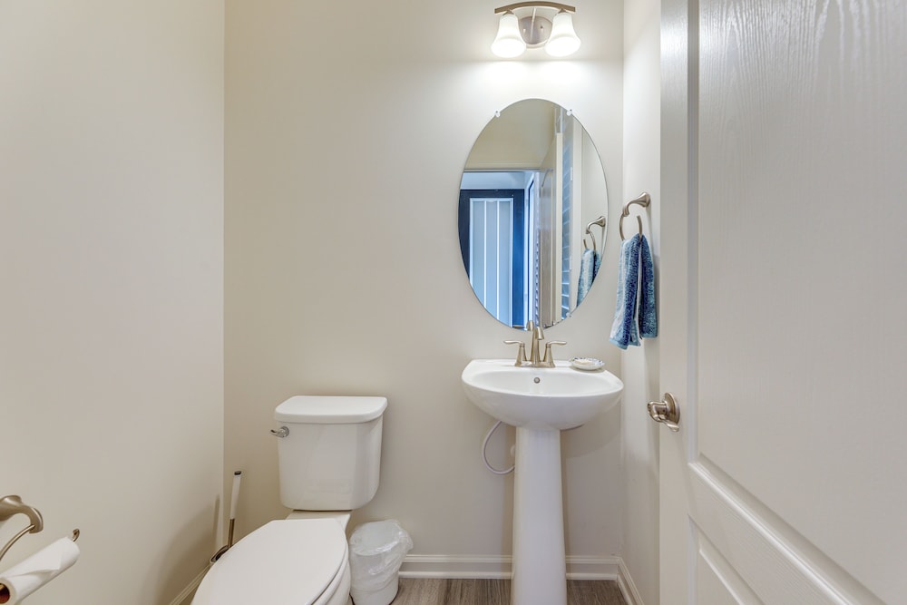 < 4 Mi to Bethany Beach Boardwalk: Family Townhome