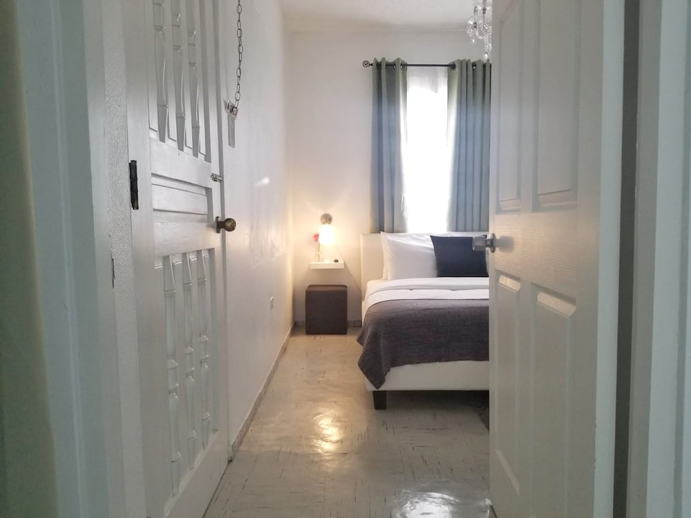 Aibonito Hotel 207