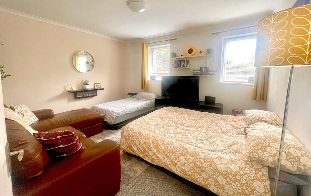 Cosy City Apartment - North of Carlisle - Pet Friendly