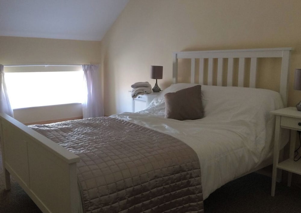 Cosy Kilkenny Apartment With 2 Bedrooms