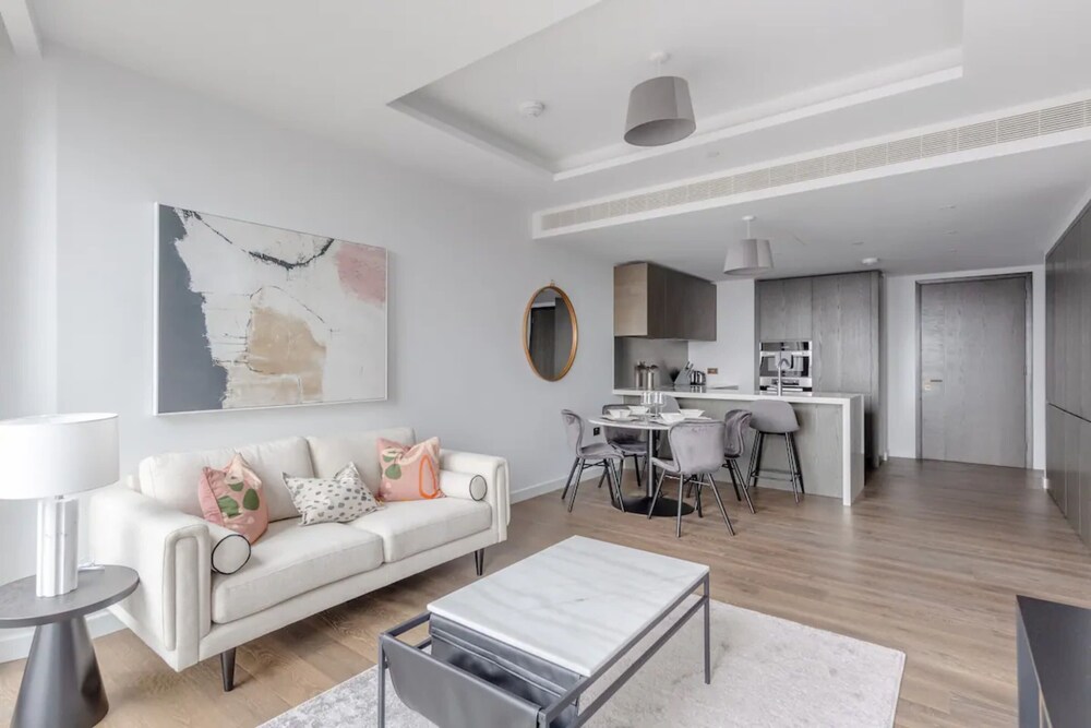 Luxurious 1 Bedroom Flat by the River Thames - Vauxhall