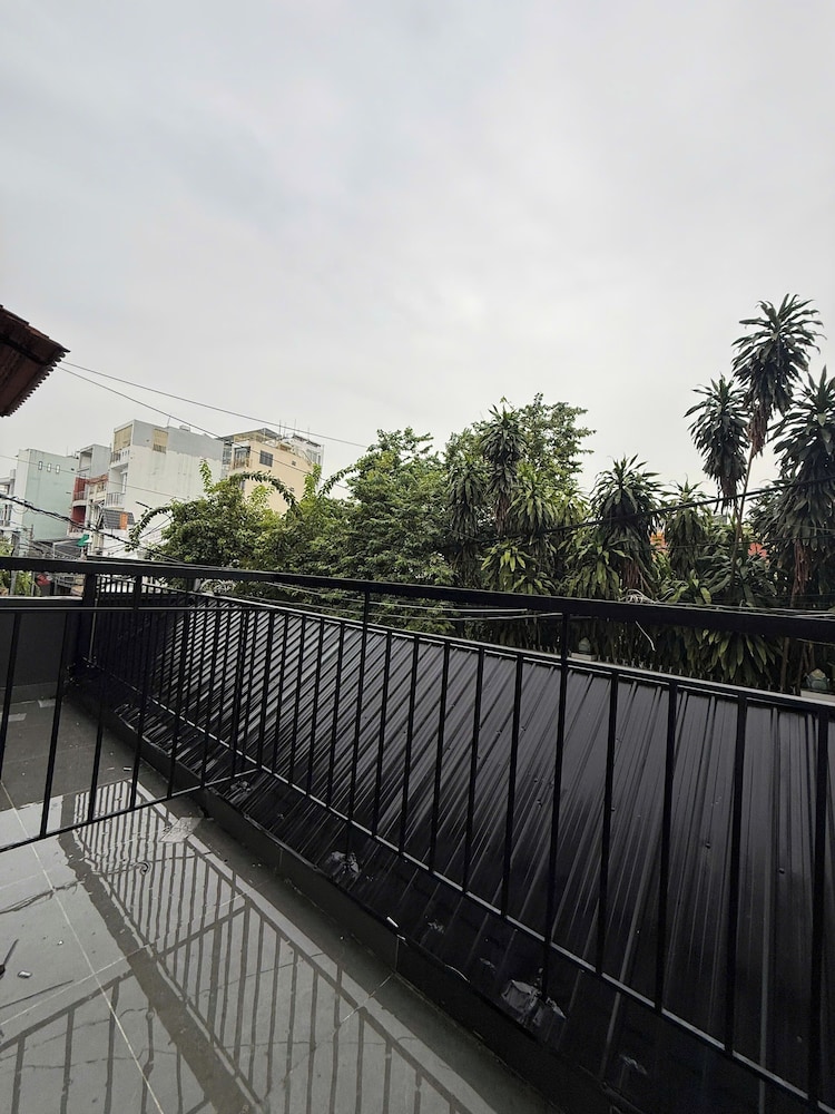 Unite StayCation Nhieu Tu