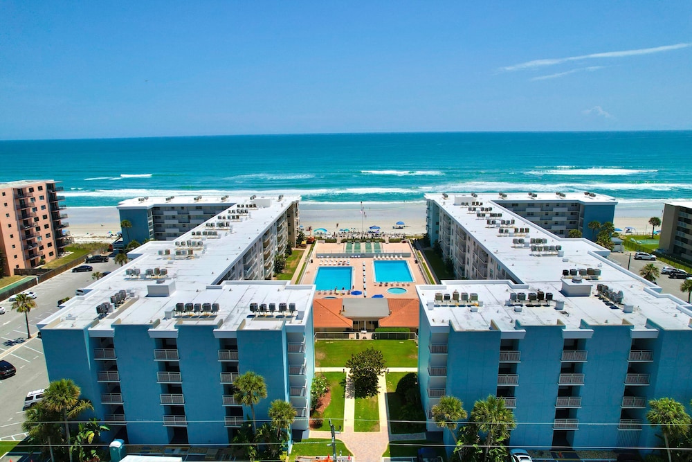 Sea Coast Garden I