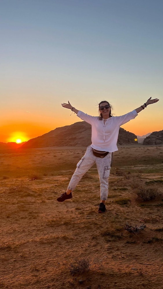 Wadi Rum Hikes & Camp
